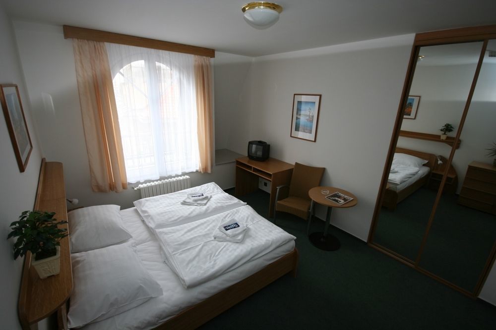 Hotel Otar Praga Zewnętrze zdjęcie