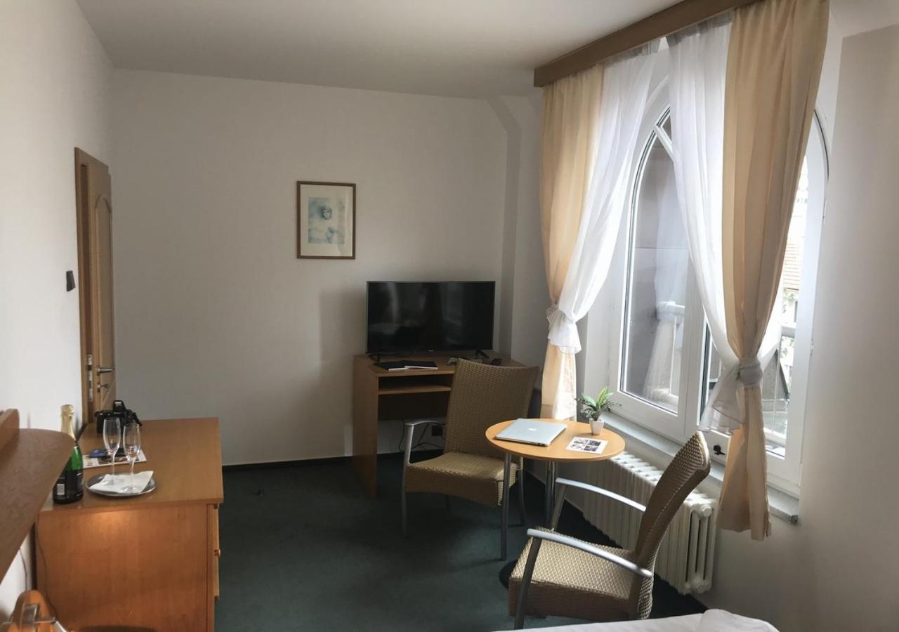 Hotel Otar Praga Zewnętrze zdjęcie