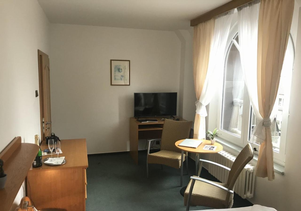 Hotel Otar Praga Zewnętrze zdjęcie